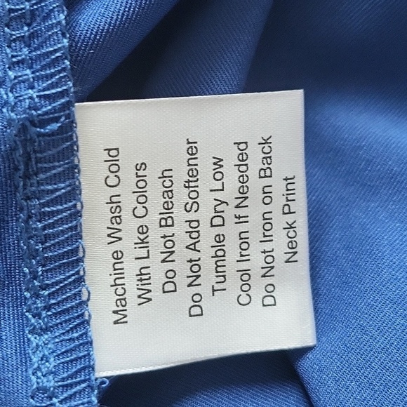 895- JoS. A. Bank Traveler Tailored Fit Blue Color Size 2X NWT - Picture 4 of 8